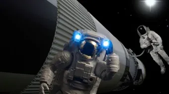 ما هو سبب ارتداء رواد الفضاء ملابس خاصة