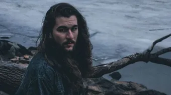 ما حكم تطويل الشعر للرجال