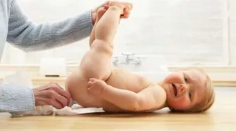 ما علاج إسهال الأطفال