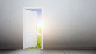 ما الحكمة من بقاء باب التوبة مفتوحاً أمام العاصي