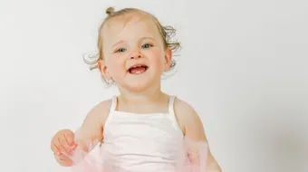 متى يبدأ تسنين الأطفال