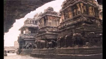 أين كانت تسكن إرم ذات العماد