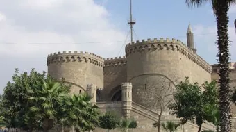 أين تقع قلعة صلاح الدين الأيوبي