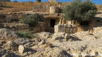 أين يقع كهف أهل الكهف