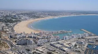 أين تقع مدينة أغادير