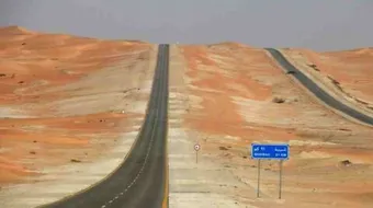 أين يقع الربع الخالي في السعودية