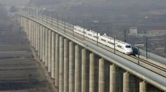 أين توجد أطول سكة حديد في العالم