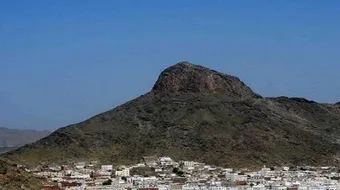 أين يوجد جبل النور