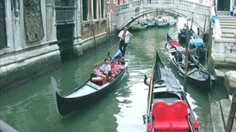 أين تقع فينيسيا