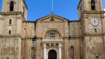 أين تقع وارسو