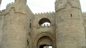 أين يقع باب زويلة