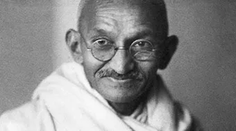 أين ولد مهاتما غاندي