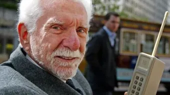 من إخترع الجوال