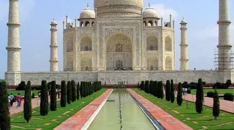 لماذا بني تاج محل
