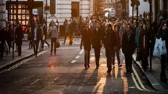 لماذا خلق الله البشر