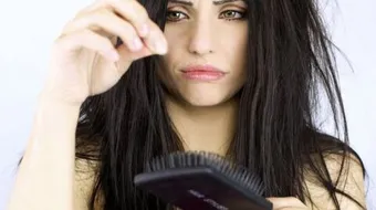 لماذا يسقط الشعر