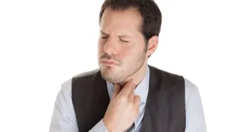 ما سبب جفاف الحلق