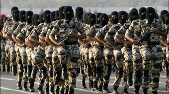 لماذا سمي الجيش بالخميس