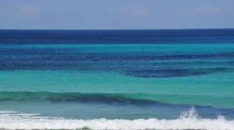 لماذا سمي البحر الأبيض المتوسط بهذا الاسم