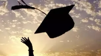 كلمات للتخرج