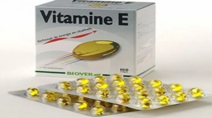 فوائد فيتامين ج للبشرة الدهنية