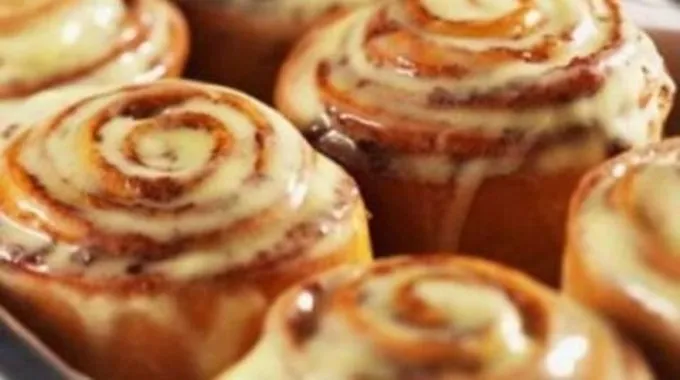 طريقة عمل فطائر القرفة