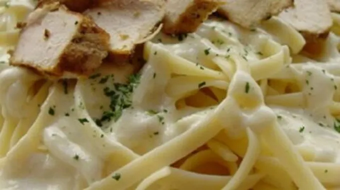 طريقة عمل فيتوتشيني بالدجاج