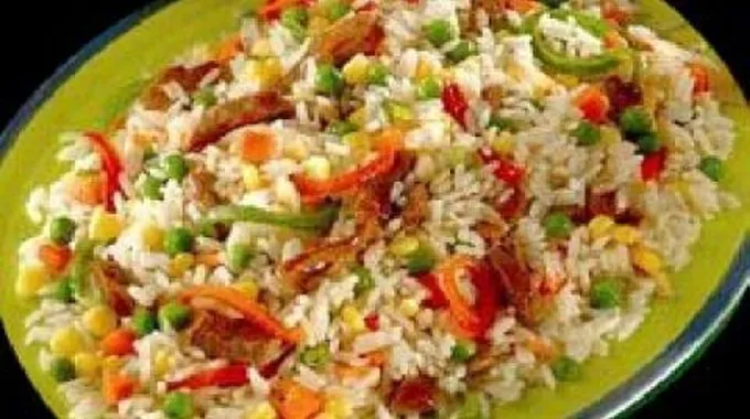 طريقة عمل أرز بالخضار والدجاج