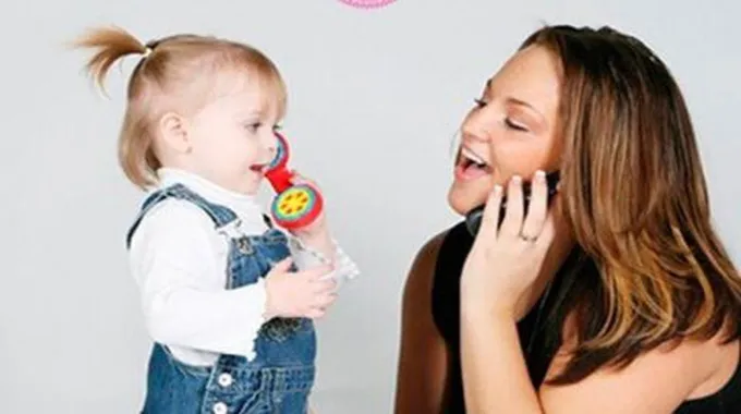 كيف تعلم ابنك الكلام