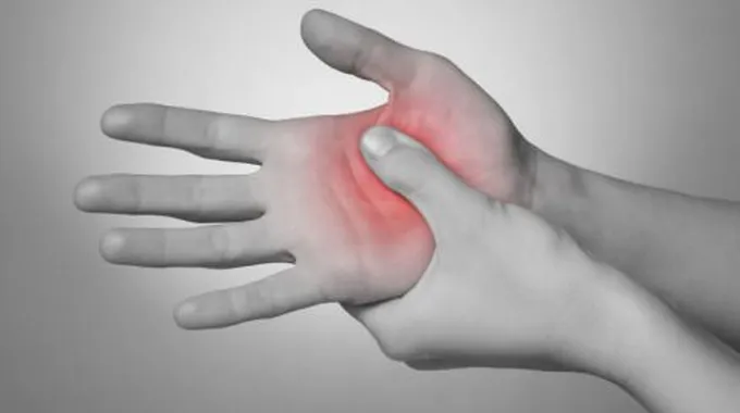 ما هي أعراض الروماتويد