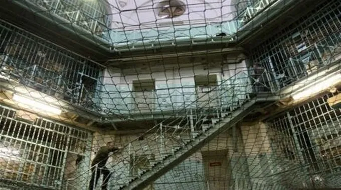 أين يوجد أكبر سجن بالعالم