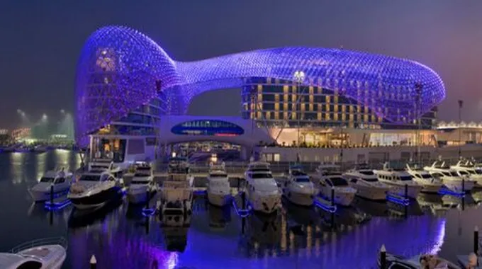 أين تقع جزيرة ياس