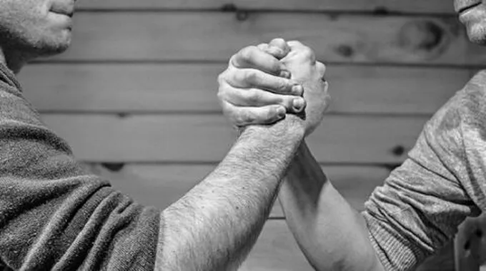 لماذا يحب الله المؤمن القوي